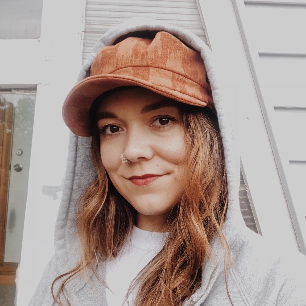 Meet your Posher, Lisa